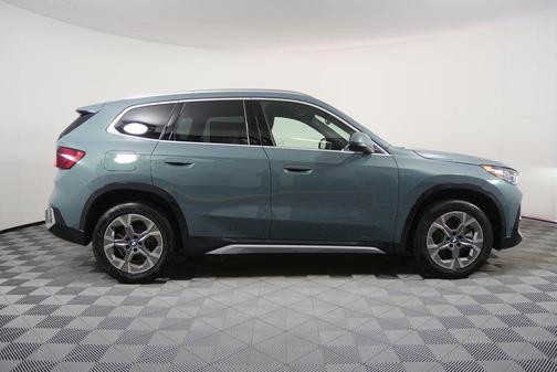 Cape York Green Metallic 2026 BMW X1 xDrive28i
