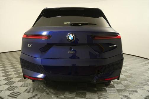 2026 BMW iX xDrive60
