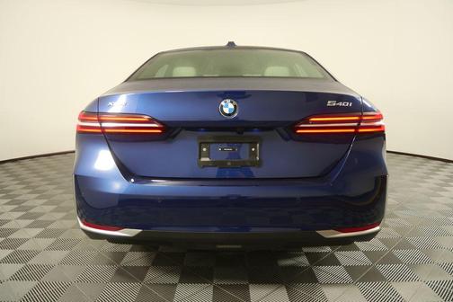2025 BMW 540 xDrive