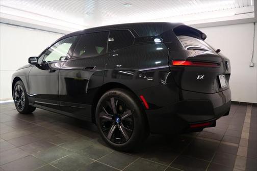 2025 BMW iX xDrive50