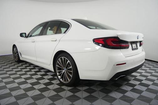 2023 BMW 530 i