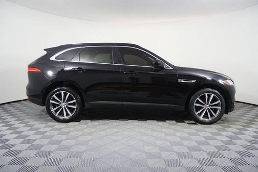 2019 Jaguar F-PACE 30t Prestige