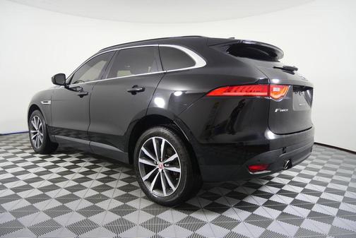 2019 Jaguar F-PACE 30t Prestige