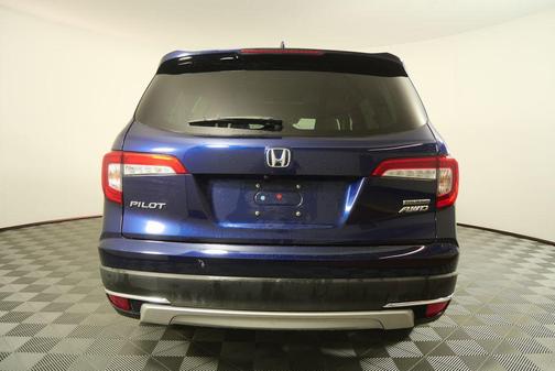 Blue 2022 Honda Pilot Touring 8-Passenger