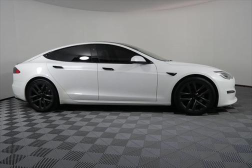 2021 Tesla Model S Plaid