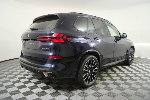 Carbon Black Metallic 2026 BMW X5 xDrive40i