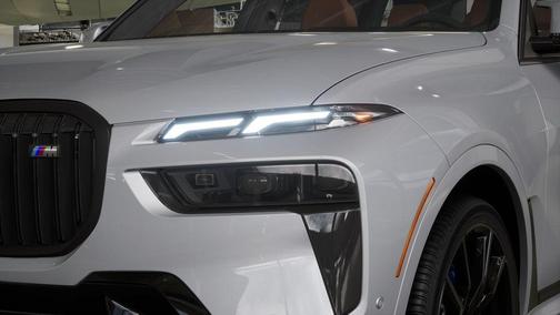2026 BMW X7 M60i