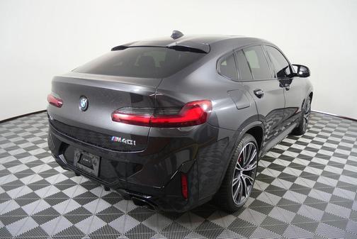 2024 BMW X4 M40i