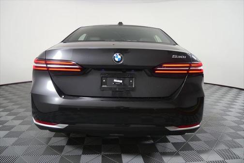 2024 BMW 530 i