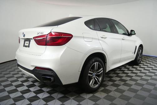 2017 BMW X6 xDrive50i