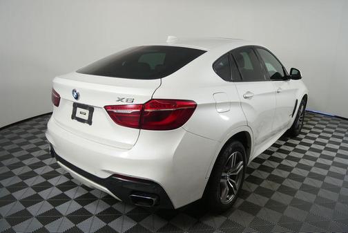 2017 BMW X6 xDrive50i