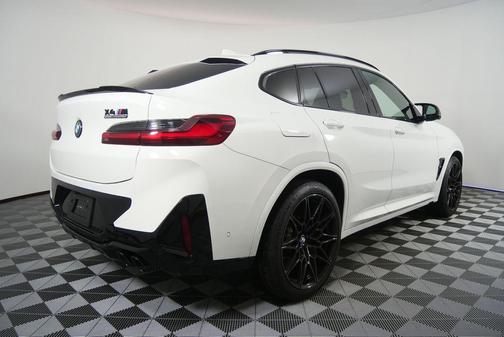 2025 BMW X4 M AWD