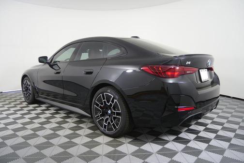 Black Sapphire Metallic 2026 BMW i4 Gran Coupe eDrive40