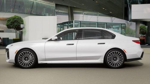 2026 BMW 760 xDrive