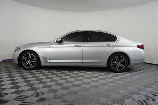 2021 BMW 530 530i