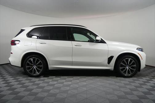 2025 BMW X5 sDrive40i