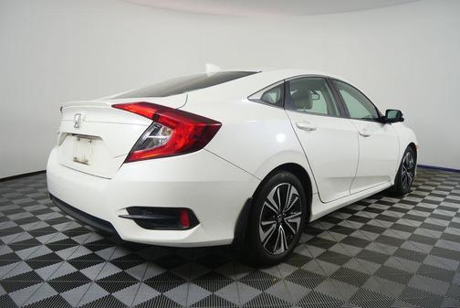 2017 Honda Civic EX-L Navi