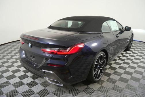 2026 BMW 840 i