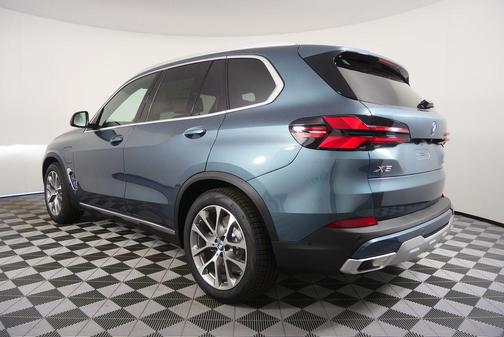 2026 BMW X5 PHEV xDrive50e