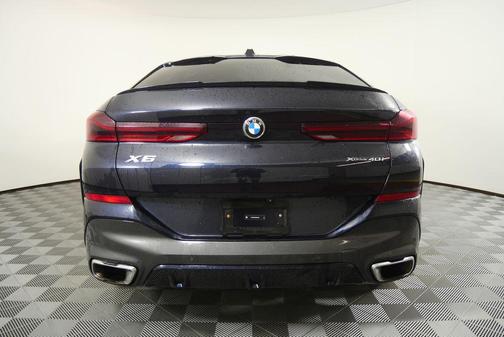 2025 BMW X6 xDrive40i