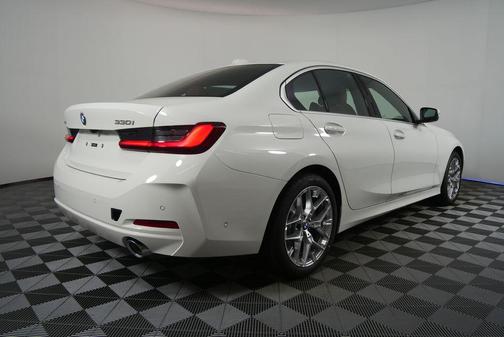2026 BMW 330 xDrive NA
