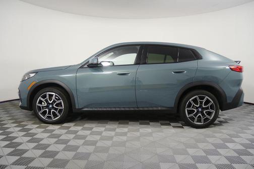 2025 BMW X2 xDrive28i