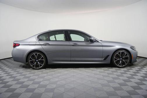 2023 BMW 540 i