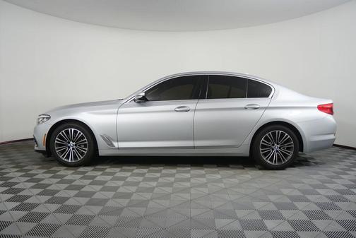 Glacier Silver Metallic 2019 BMW 530 xDrive