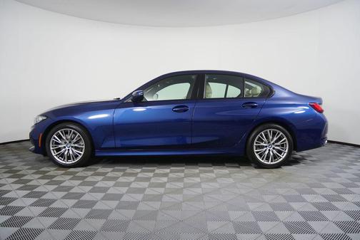 2023 BMW 330 330i