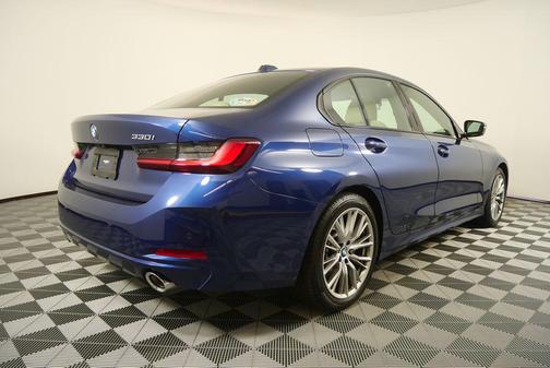 2023 BMW 330 330i