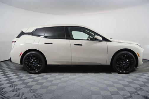 Dune Grey Metallic 2026 BMW iX xDrive60