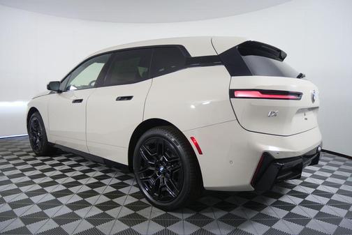 Dune Grey Metallic 2026 BMW iX xDrive60