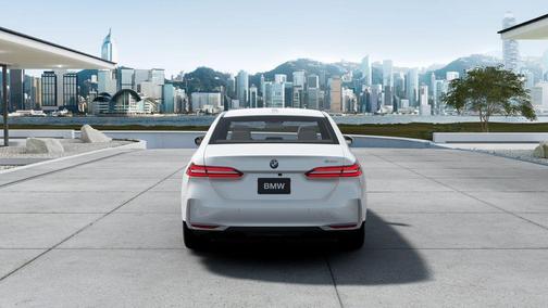 Mineral White Metallic 2027 BMW 530 i