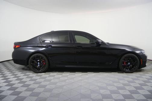 Black Sapphire Metallic 2023 BMW 540 i
