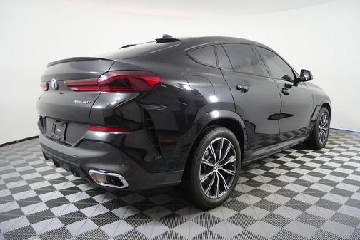 2023 BMW X6 xDrive40i