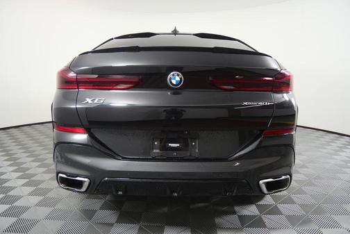 2023 BMW X6 xDrive40i