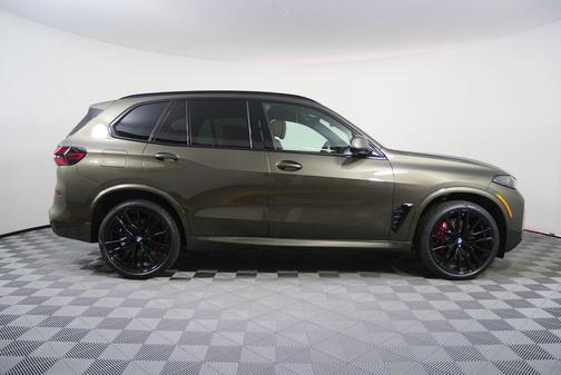 Manhattan Green Metallic 2026 BMW X5 sDrive40i