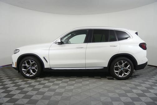 Mineral White Metallic 2024 BMW X3 sDrive30i