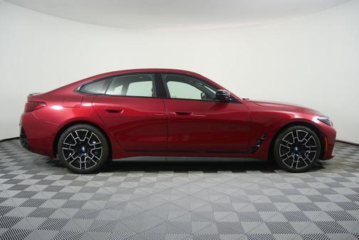 2025 BMW M440 i xDrive