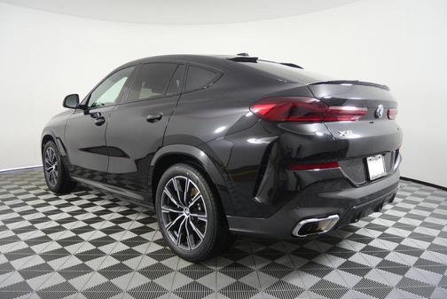 Black Sapphire Metallic 2025 BMW X6 xDrive40i