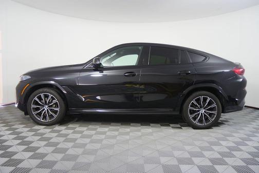 Black Sapphire Metallic 2025 BMW X6 xDrive40i