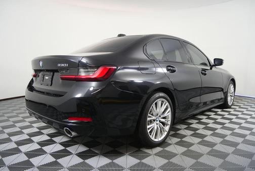 2023 BMW 330 330i