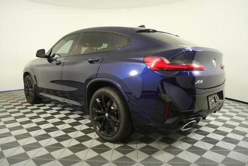 2023 BMW X4 xDrive30i