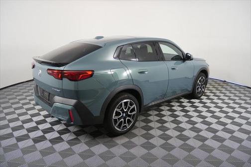 2025 BMW X2 xDrive28i