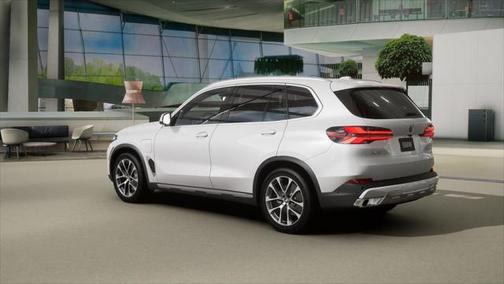 2026 BMW X5 PHEV xDrive50e