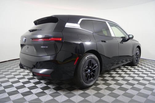 2026 BMW iX xDrive45