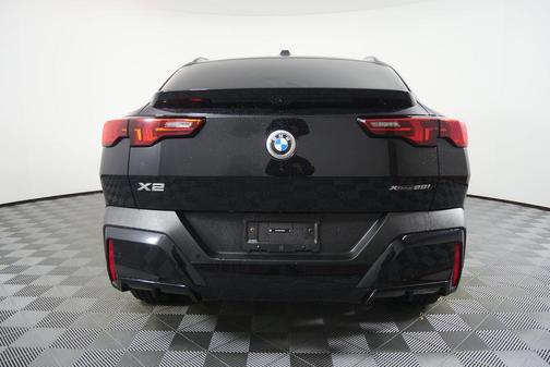 2025 BMW X2 xDrive28i