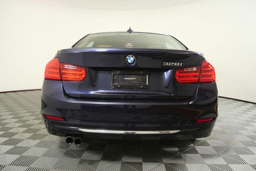 2013 BMW 328 328i