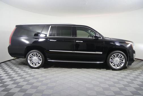 2020 Cadillac Escalade ESV Luxury