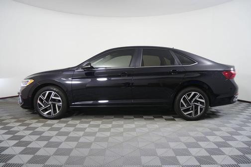 Deep Black 2024 Volkswagen Jetta 1.5T SEL